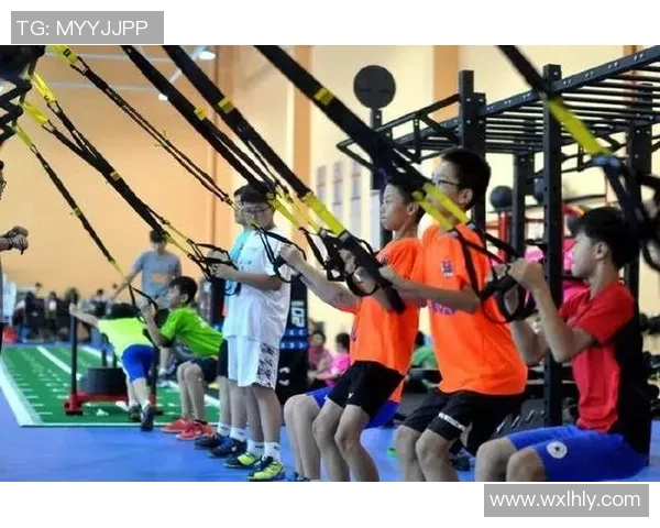 广州羽毛球队耐力训练揭秘:提升竞技水平的关键因素与实践探索 广州羽毛球队耐力训练揭秘:提升竞技水平的关键因素与实践探索